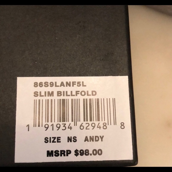 NWT MK men’s wallet color Brown. - Picture 4 of 6